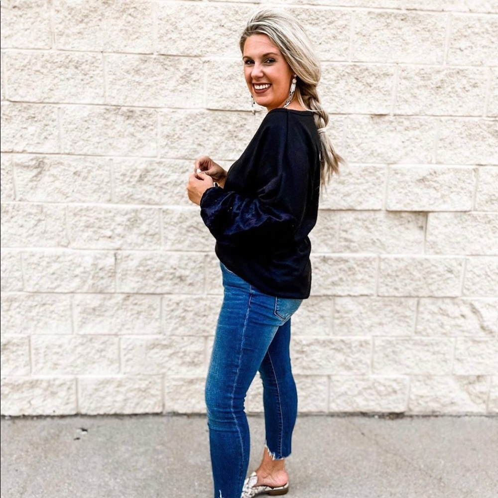 Juliet Bell Sleeve Top